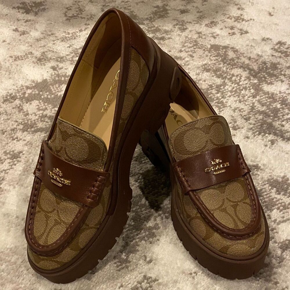 COACH Ruthie Loafers In Signature Canvas Khaki/Walnut Sz 6.5B NIB - Picture 2 of 11